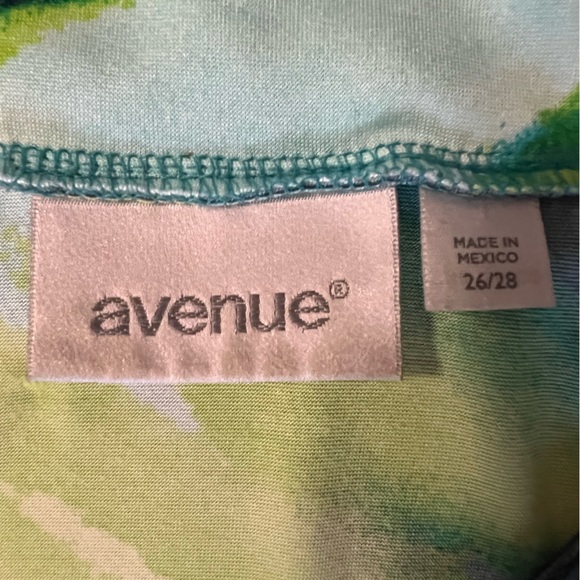 Avenue Blouse.       #805 - Picture 5 of 5